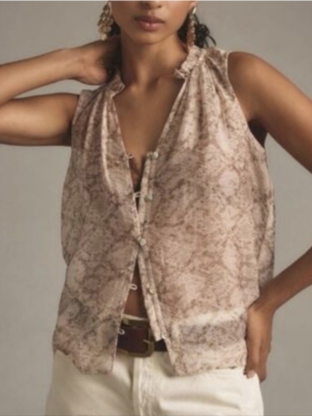 Anthropologie NWT Cloth & Stone Snake-Print Sleeveless Button V-Neck Top Small